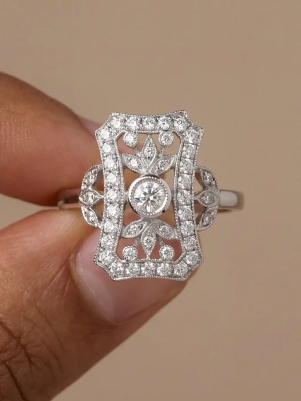 NEW 18k White Gold Diamond Ring Band Rectangle Statement Ring Cocktail Ring